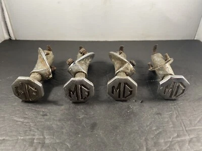 Manijas de capó MG YA, YB, YT  Foto 1 de 4