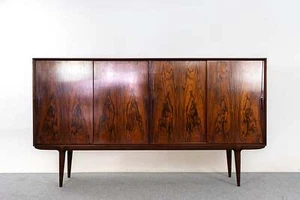 Rosewood "Model 19" Sideboard by Omann Jun - (322-197) - Picture 1 of 9