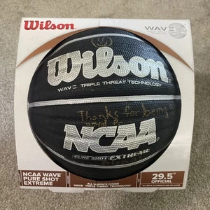 RARO NERO ARGENTO Wilson NCAA Basketball Wave Pure Shot 29,5 pelle ufficiale - Foto 1 di 10