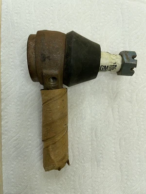 Genuine GM OEM GM Steering Tie Rod End Left Outer 80-92 GMC Chevy Trucks 2037142 - Image 1 of 4
