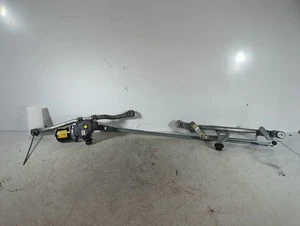 Renault Clio Mk4 Hatchback 5 Door 2012-2021 Wiper Motor front & Linkage P58 - Picture 1 of 12