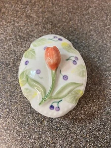 Andrea By Sadek Tulip Floral Oval Trinket Box - Picture 1 of 5