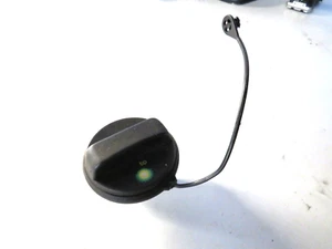 TAPA COMBUSTIBLE GASOLINA CONVERTIBLE FOCUS CC ORIGINAL 06-10 - Imagen 1 de 2