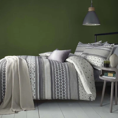 Double or King Size Duvet Set Retrace Stripe Charcoal - Image 1 of 2