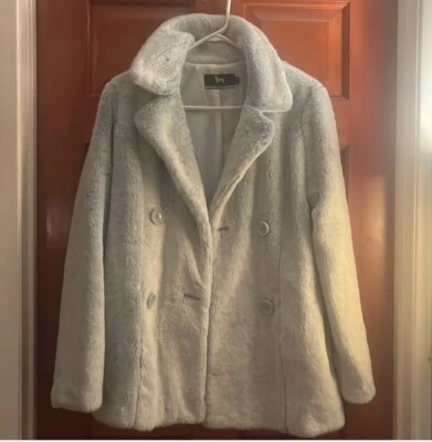 Abrigo azul claro con botones de piel sintética con bolsillos laterales de BLANC NOIR Foto 1 de 4