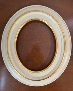 Vintage White And Gold Oval Picture Frame 8x10 Cottage Core Shabby Chic No Glass - Picture 1 of 11