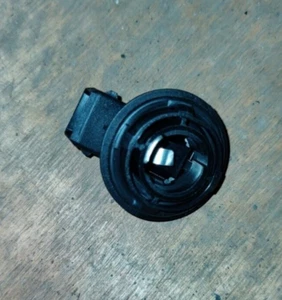 Fog Reverse Light Lamp Bulb Holder Rear Back TOYOTA AVENSIS 2010 ESTATE 1.8 - Picture 1 of 2