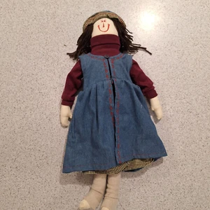 Muñeca de peluche hecha a mano estilo vintage arte popular rural retazos 50 cms - Imagen 1 de 6