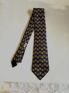 Authentic Hermes necktie made in France 100% silk #5008EA - Picture 1 of 3