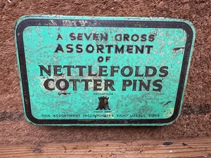 Vintage Nettlefolds verschiedene Splinte / Splintdose mit Inhalt - Bild 1 von 13