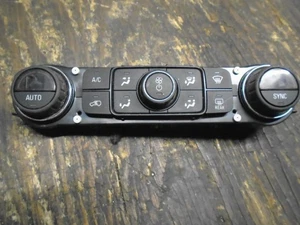 Temperature Control Opt CJ2 ID 84173748 Fits 17-19 SILVERADO 2500 PICKUP 204740 - Picture 1 of 4