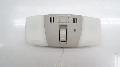 Infiniti QX56 QX80 2011-2017 OEM techo delantero domo luz lámpara con interruptor Foto 1 de 4