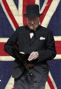 Winston Churchill Tommy pistola Thompson SMG Segunda Guerra Mundial foto a color 1940 - I10105 - Imagen 1 de 1