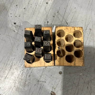 🔥Estampillas de acero con números de 1/4” Young Bros. para diestros, usadas envío gratuito🇺🇸 Foto 1 de 2