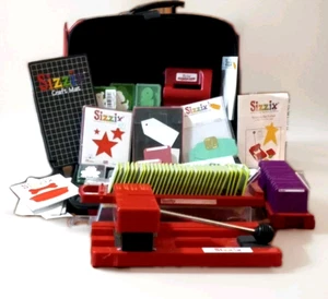 Sizzix Rot Original Stanze mit Rollkoffer, 25+ Matrizen, Matten & Zubehör - - Bild 1 von 24