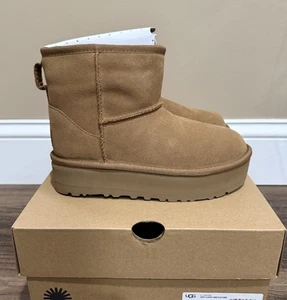 Stivali classici mini platform nuovi con scatola bambini ragazze ragazzi UGG taglia 2 CHE castagno - Foto 1 di 4