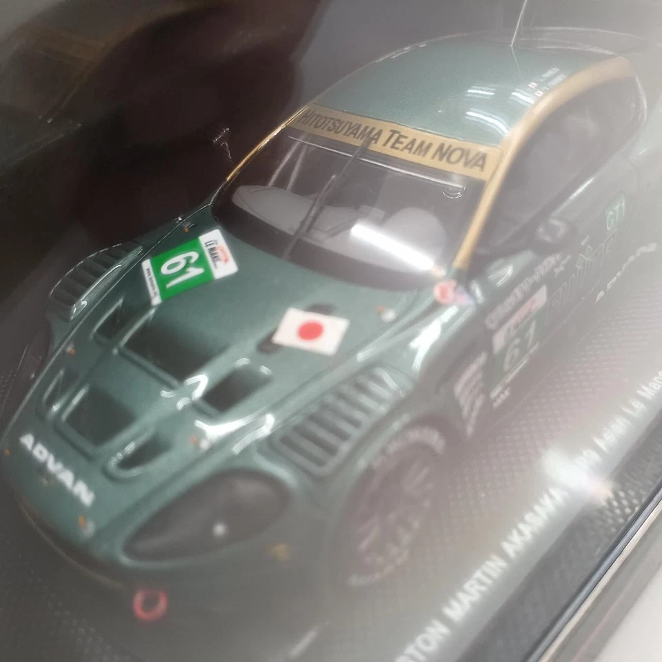 Mini auto EBBRO ASTON MARTIN AKASAKA DBR9 44365 - Immagine 1 di 3