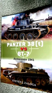 OSPREY DUEL #78: PANZER 38 (t) vs BT-7 BARBAROSSA 1941 / Steven J Zaloga (2017) - Picture 1 of 3