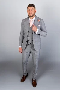 Men's Grey Check Three-Piece Suit Size 40 Chest & Adjustable Waist (32" to 34") - Picture 1 of 7