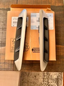 2022-2024 BMW X3 fender vents oem - Picture 1 of 2