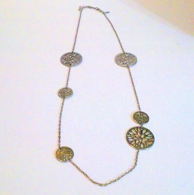 Colar corrente estação assimétrica tom prata NY - Imagem 1 de 4