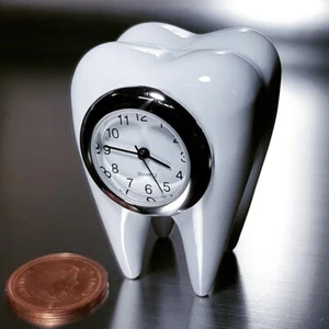 Molar Tooth Dentist Miniature Novelty Desk Clock - Picture 1 of 4
