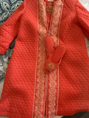 Camisón, bata y pantuflas vintage Gossard Artemisa bordado naranja Foto 1 de 4