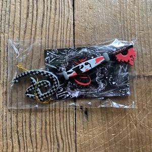 CRUELLA~Opening Ceremony KEY~Limited Edition~Neu mit Etikett~Disney Store~2021 New In Hand - Bild 1 von 2