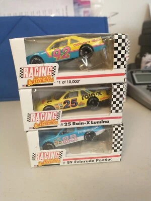 Revell R/C lote de 3 1/64 NASCAR diecast 25 Venturini 89 Sauter 92 Collector 1991 Foto 1 de 4
