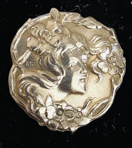 Ex Rare Antique Sterling hallmarked ART NOUVEAU LADY BUTTON, early 1900s Cover