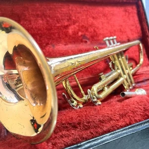Yamaha YTR-3325 Trompete Gold Musikinstrument Hartschalenkoffer Soundausgabe funktioniert gut - Bild 1 von 20