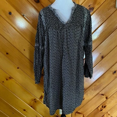 Old Navy Women's Black & Cream Floral Print Long Sleeve Dress Size M - Image 1 of 4