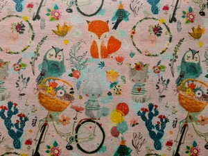 schöne Baumwolle  für Kinder mit Fuchs, Hase,  Eule  auf rosa 50x140cm neu - Bild 1 von 3