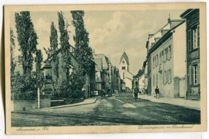 AK Neuwied-Heddesdorf,Dierdorfer Straße mit Denkmal um 1930 - Picture 1 of 2