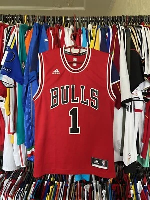 Camisa de basquete Chicago Bulls Adidas tamanho XS #1 ROSE - Imagem 1 de 4