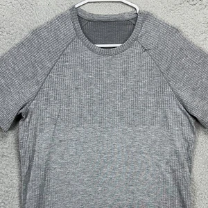 Lululemon Metal Vent Tech Mens T-Shirt Medium Grey Athleisure Workout Tee Logo - Picture 1 of 8