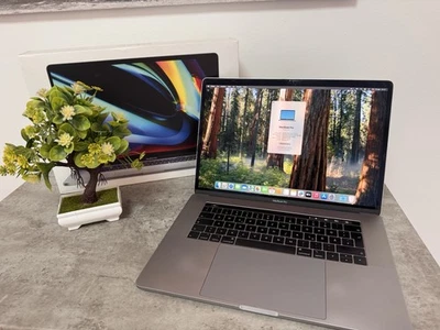 Apple MacBook Pro (2018) 15.4” i7, 16GB RAM 256GB SSD Garanzia Fattura Negozio - Immagine 1 di 4