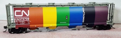 InterMountain Ho 3800 Cu Ft Canadian National Hop (Potash Car, Rainbow 45225-06 - Image 1 of 4