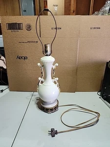 Chinese Cream Porcelain Vase Table Lamp Brass Base Ms6 - Imagen 1 de 21