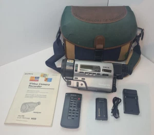 Sony CCD-TR3100E Handycam Video 8 Camcorder Bundle Fully Working - Picture 1 of 23
