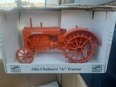 Vintage Original 1/16 SpecCast Allis Chalmers A Toy Tractor In Box!! - Image 1 of 4