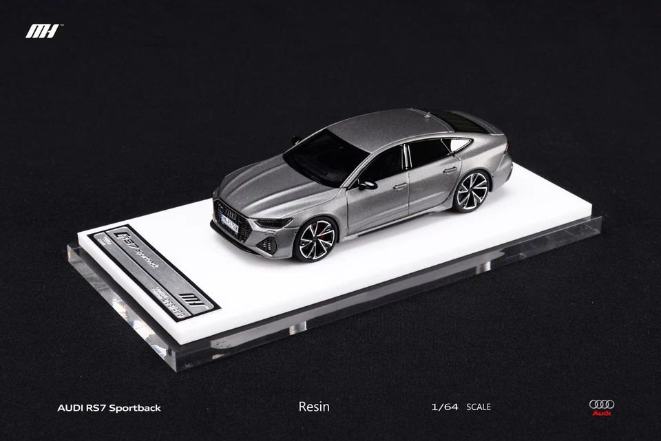 1/64 scale Motorhelix  Audi RS7 Sportback Resin car model - Immagine 1 di 4