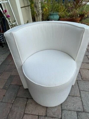 Silla giratoria completa Mitchell Gold + Bob Williams POPPY SIN RIBETE $1260 Foto 1 de 4