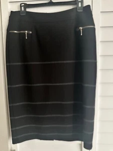 NEU schwarz gold Damengröße 10-12 Midi Bleistift elegant Rock Rückenschlitz 2 Reißverschlüsse - Bild 1 von 12