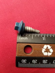 Diapositiva de 1/4". Tornillos de regazo de metal azul Gallery para techo/revestimiento - Imagen 1 de 5