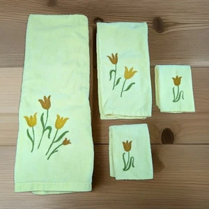 Juego De 4 Toallas De Baño De Colección Fieldcrest Toalla De Mano Trapos Faciales Tulipanes Amarillos MCM - Imagen 1 de 14