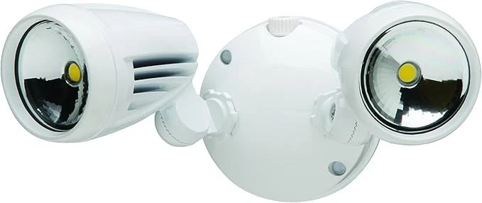 Heath Zenith HZ-8485-WH Dusk to Dawn 2 LED Security Light - White, 1526 Lumens - Image 1 of 1