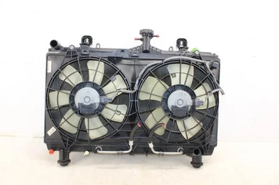 2012-2015 Chevrolet Camaro SS 6.2l M/T Radiator / Condenser / Fan OEM LQ33 - Image 1 of 4