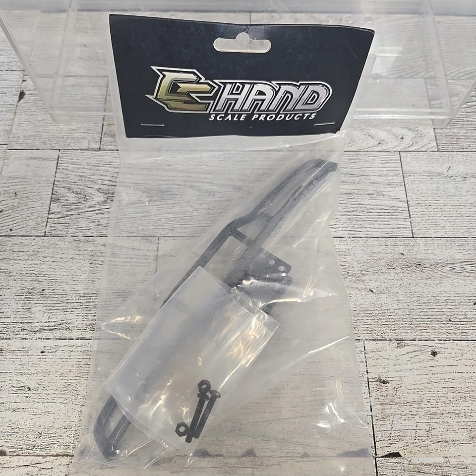 RC4WD VVV-C1077 Rough Stuff Metal Rear Metal Bumper CCHand With Screws NEW - Image 1 of 4