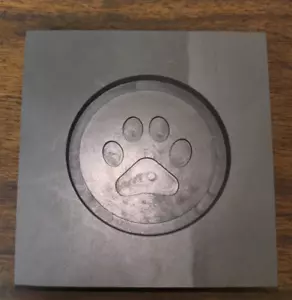 Molde de grafito de lingote 3D - Colgante circular con estampado de patas - Imagen 1 de 6